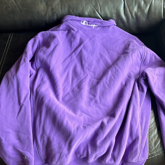purple champion pullover - Picture 3 of 3